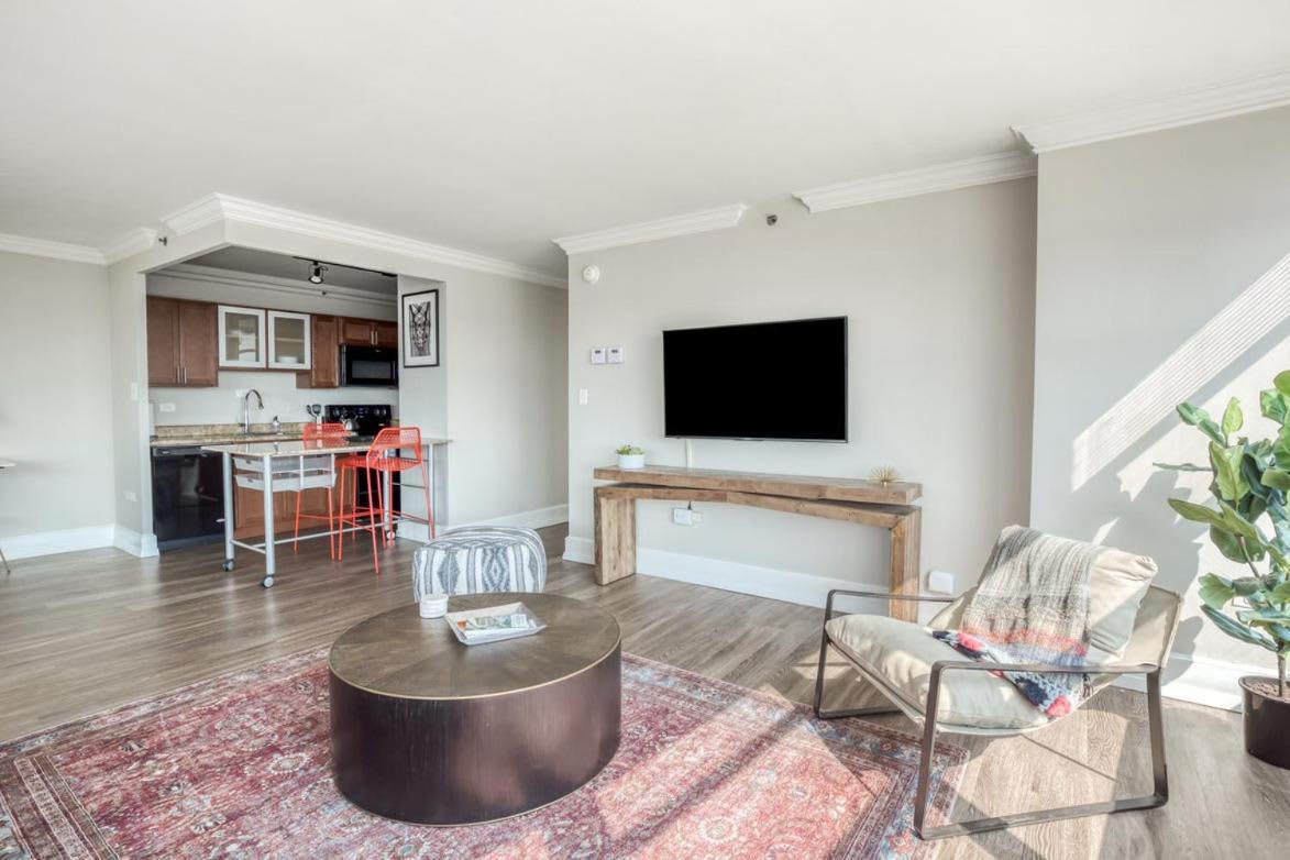 Cozysuites 800 Tower 1Br With Gym! 10 Louisville Exteriör bild