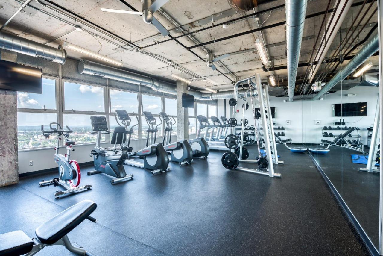 Cozysuites 800 Tower 1Br With Gym! 10 Louisville Exteriör bild